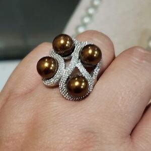 18KGE Ring with Bronze Pearl Accents